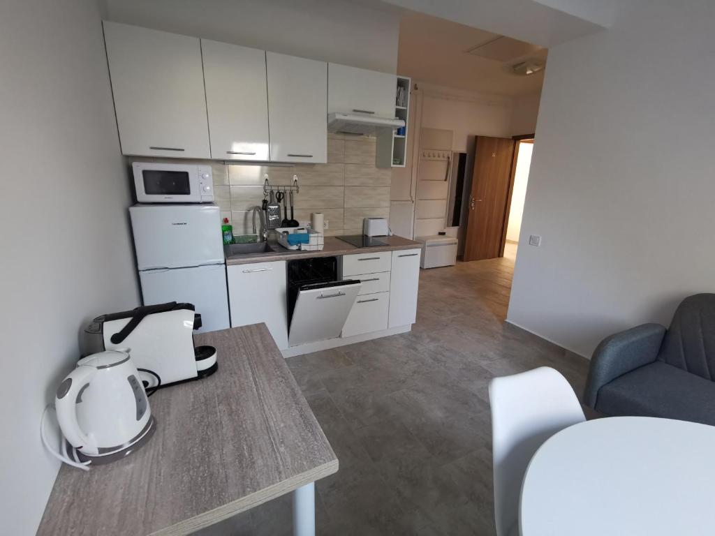 Two-Bedroom Apartment (№31)